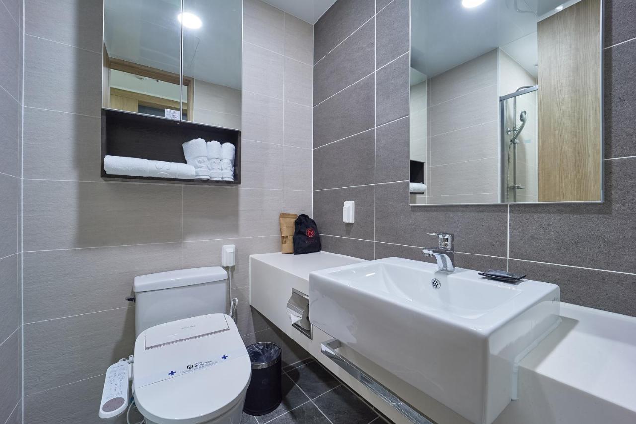 Jeonju Signature Hotel Exterior photo